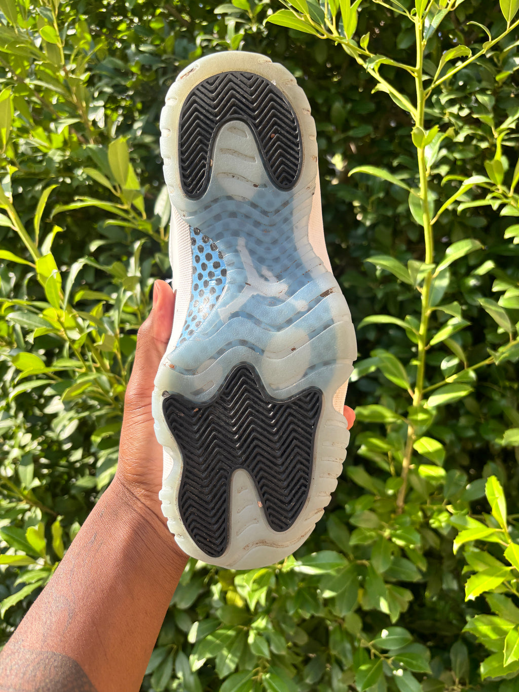 LEGEND BLUE AJ11 SIZE 8.5