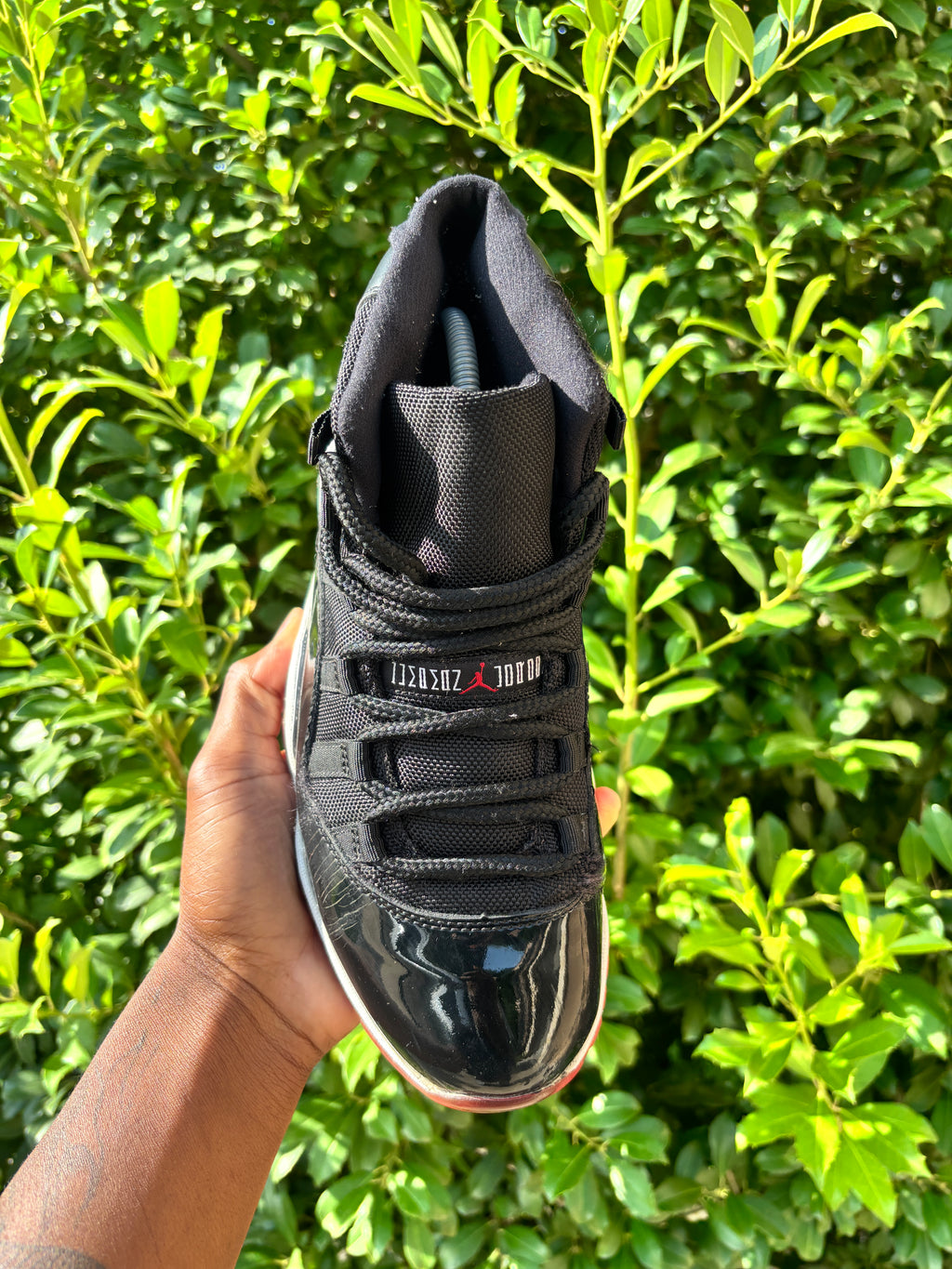 BRED AJ11 SIZE 8.5