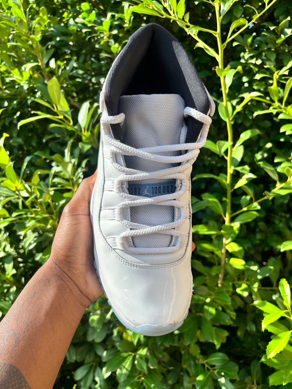 LEGEND BLUE AJ11 SIZE 8.5