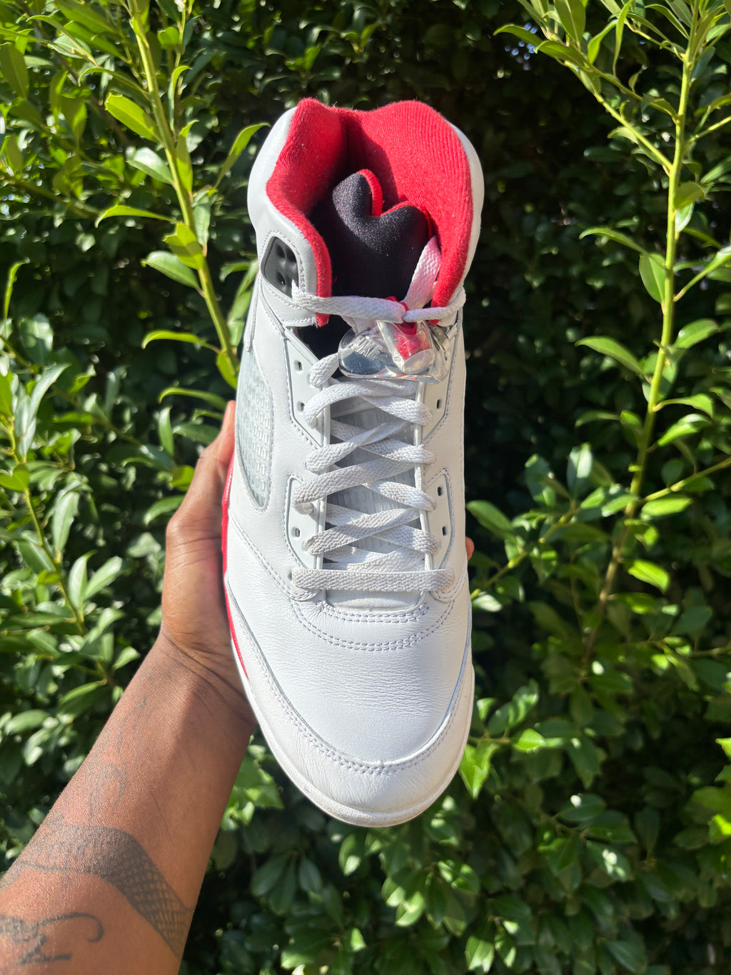 FIRE RED AJ5 SIZE