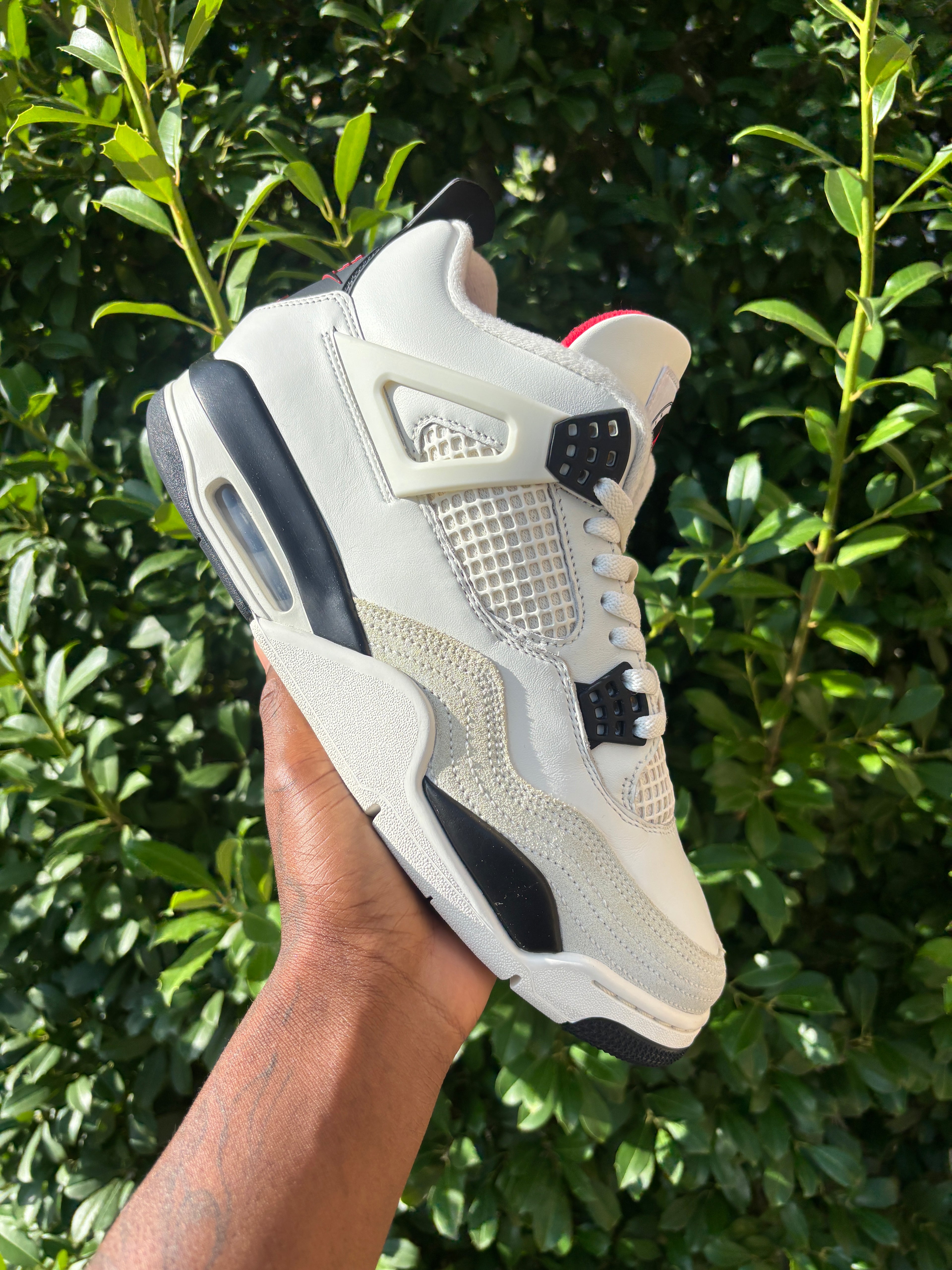 FLIGHT CLUB AJ4 SIZE 12