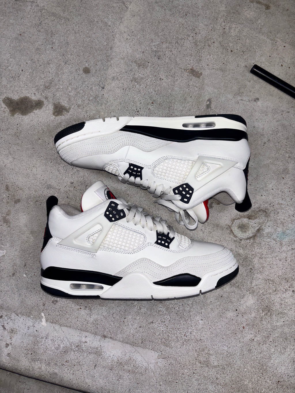 Jordan 4 "FLIGHT CLUB"