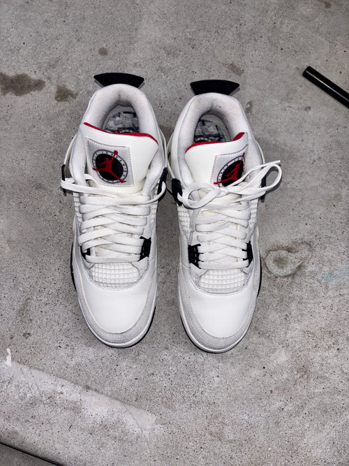 Jordan 4 "FLIGHT CLUB"