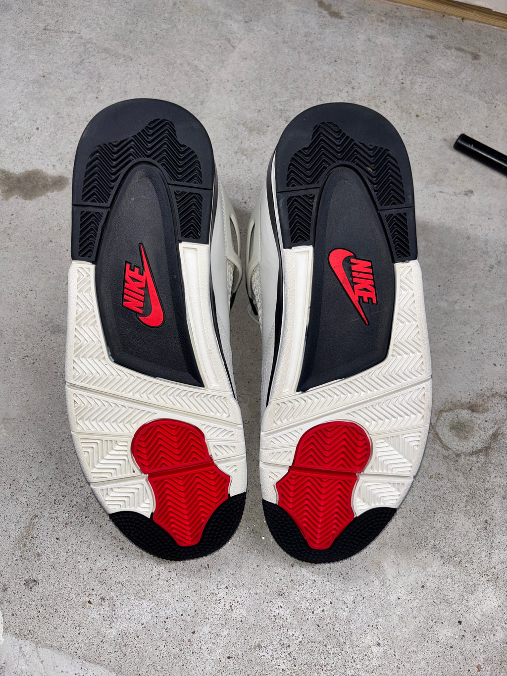 Jordan 4 "FLIGHT CLUB"