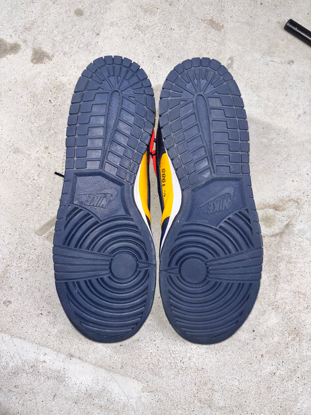 OFFWHITE DUNK "UNI GOLD"