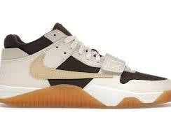 JUMPMAN JACK TRAINERS