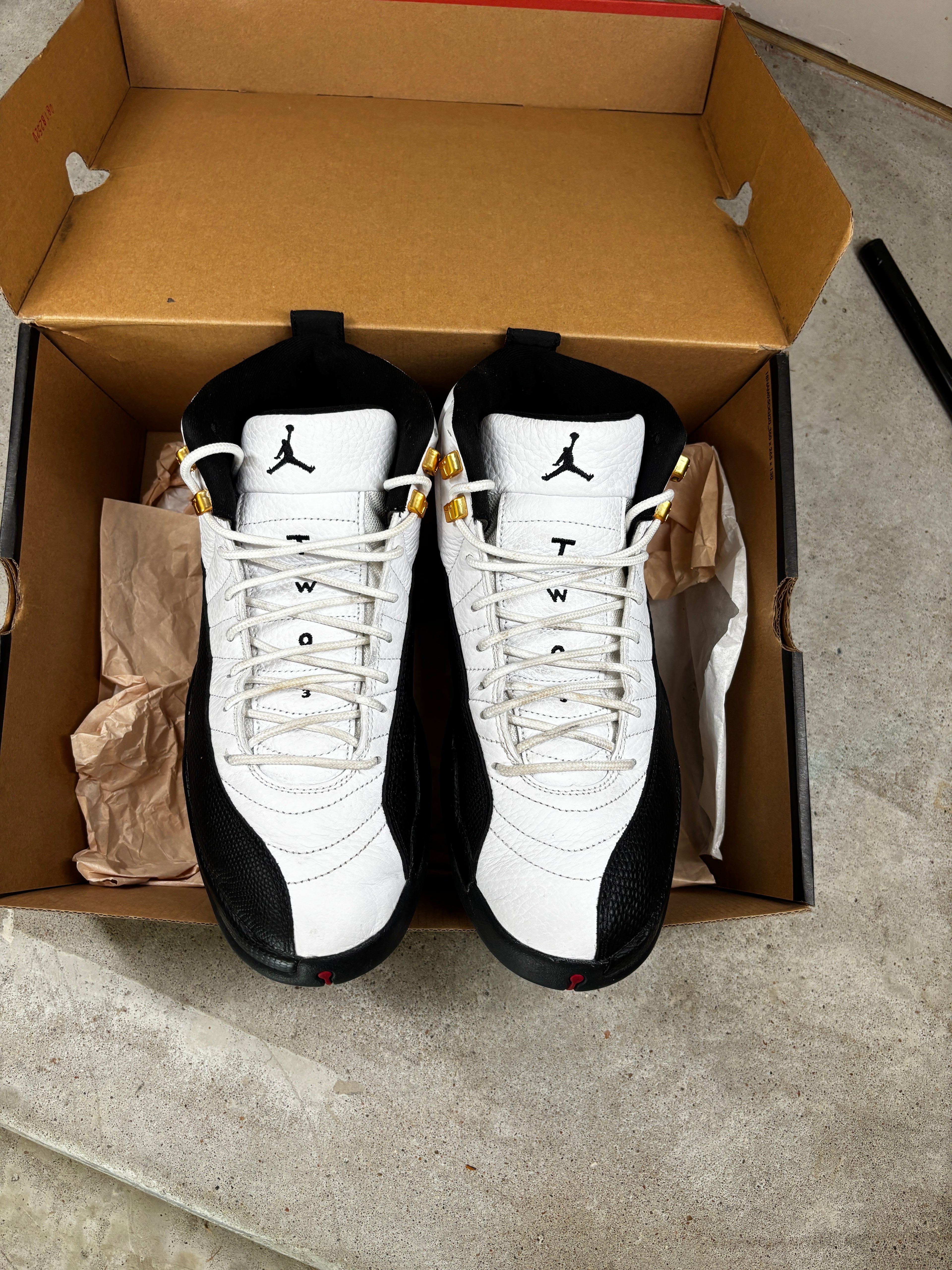 TAXI 12s SIZE 10.5