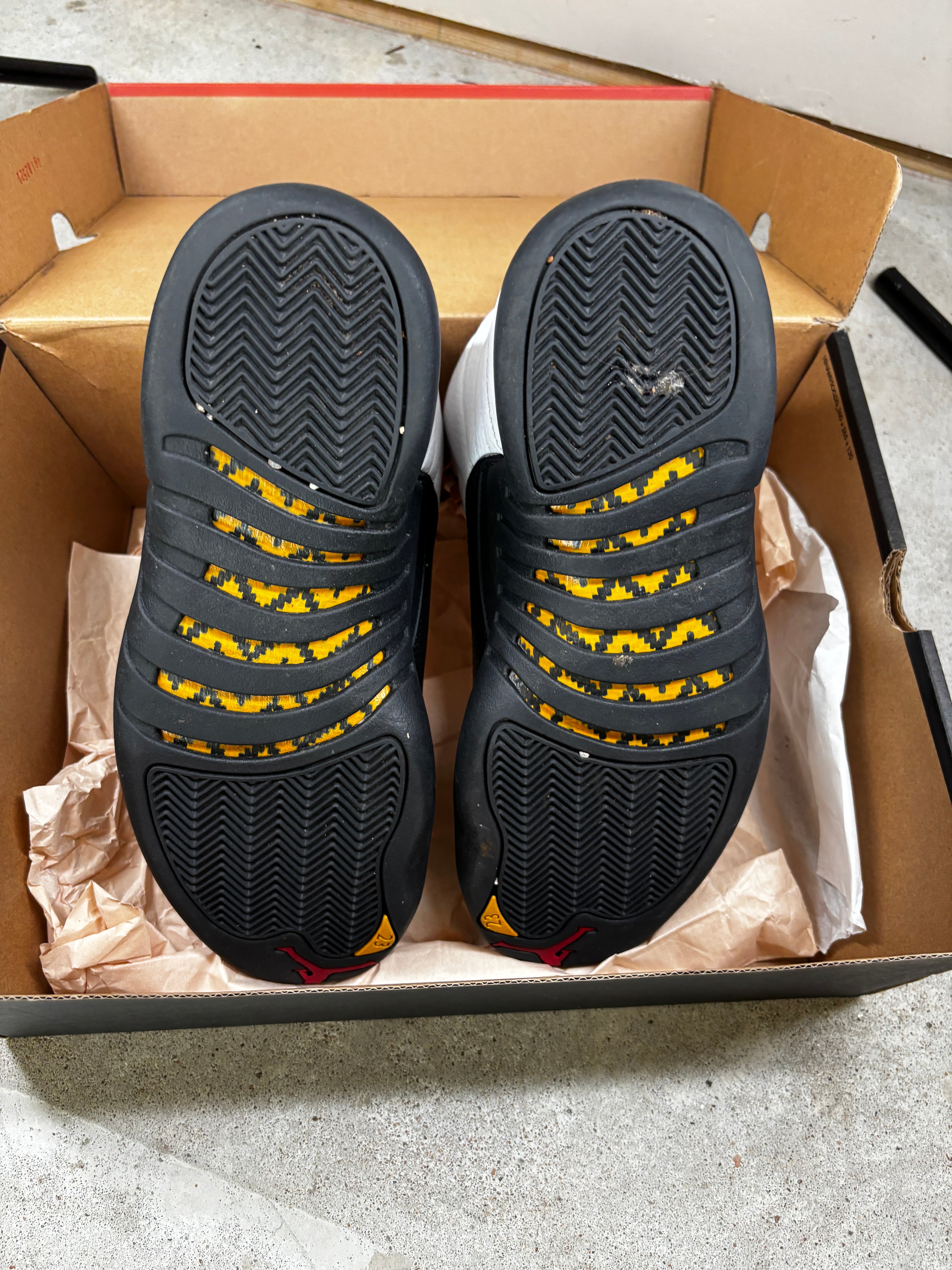 TAXI 12s SIZE 10.5