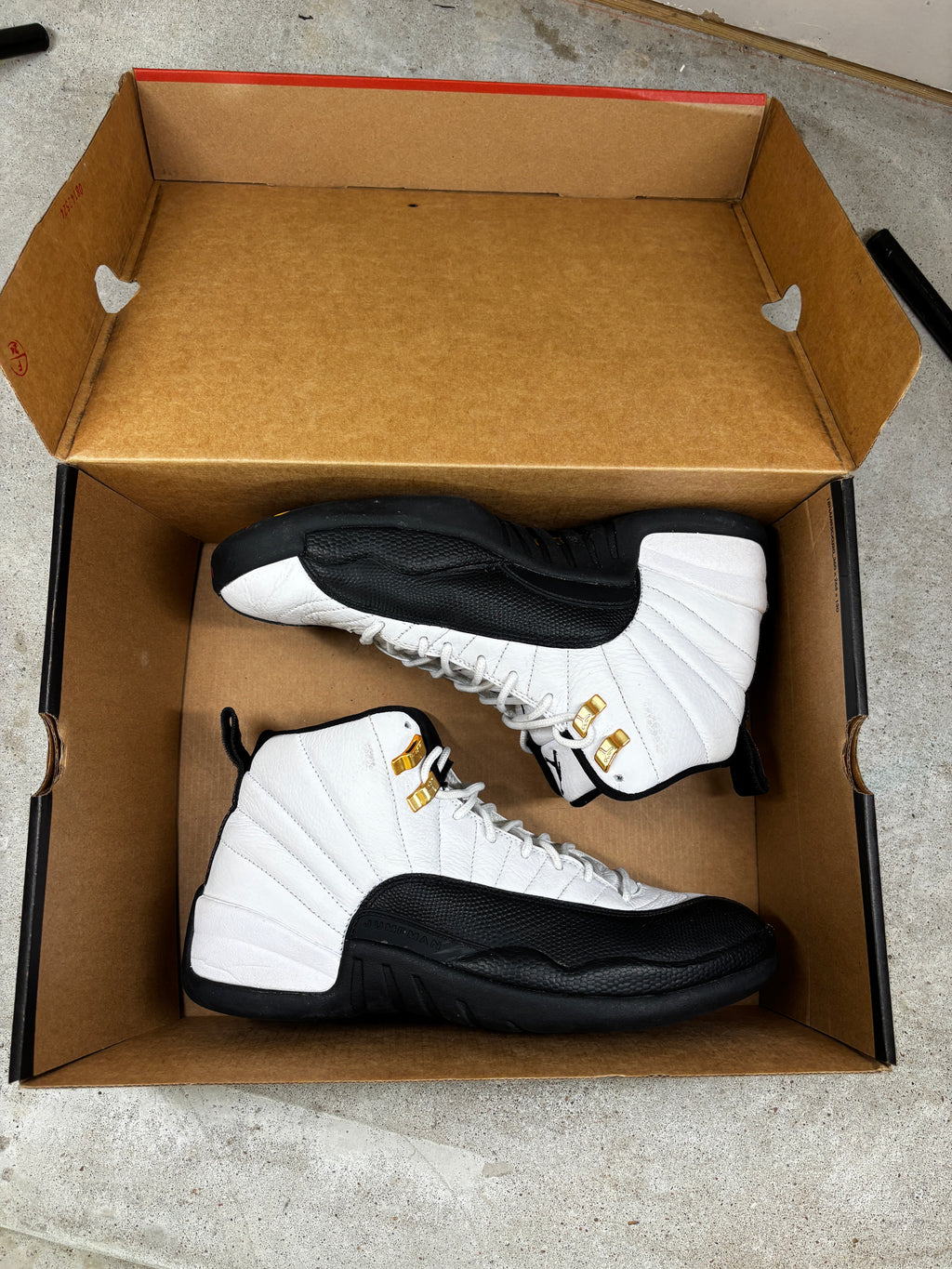 TAXI 12s SIZE 9.5