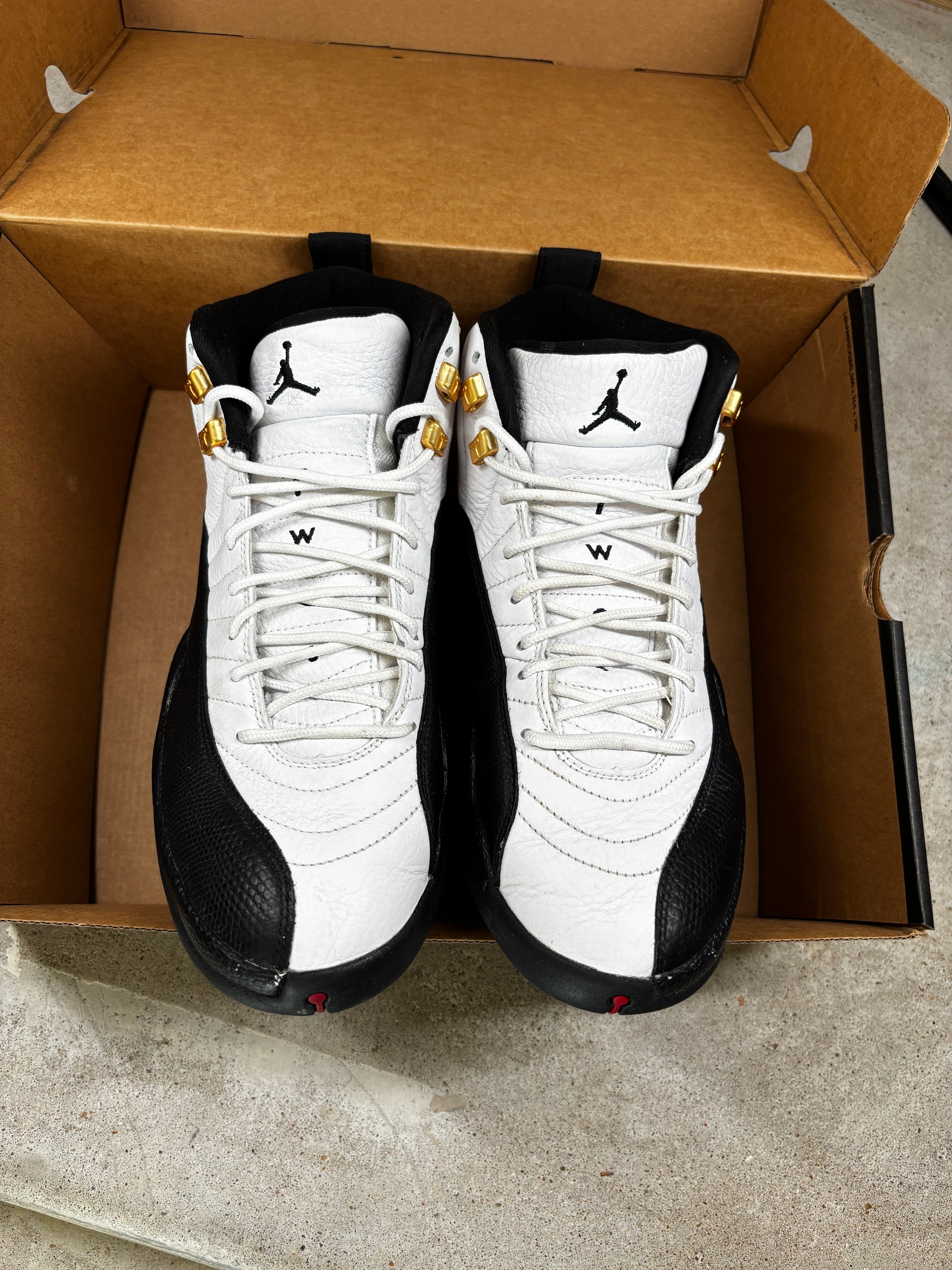 TAXI 12s SIZE 9.5