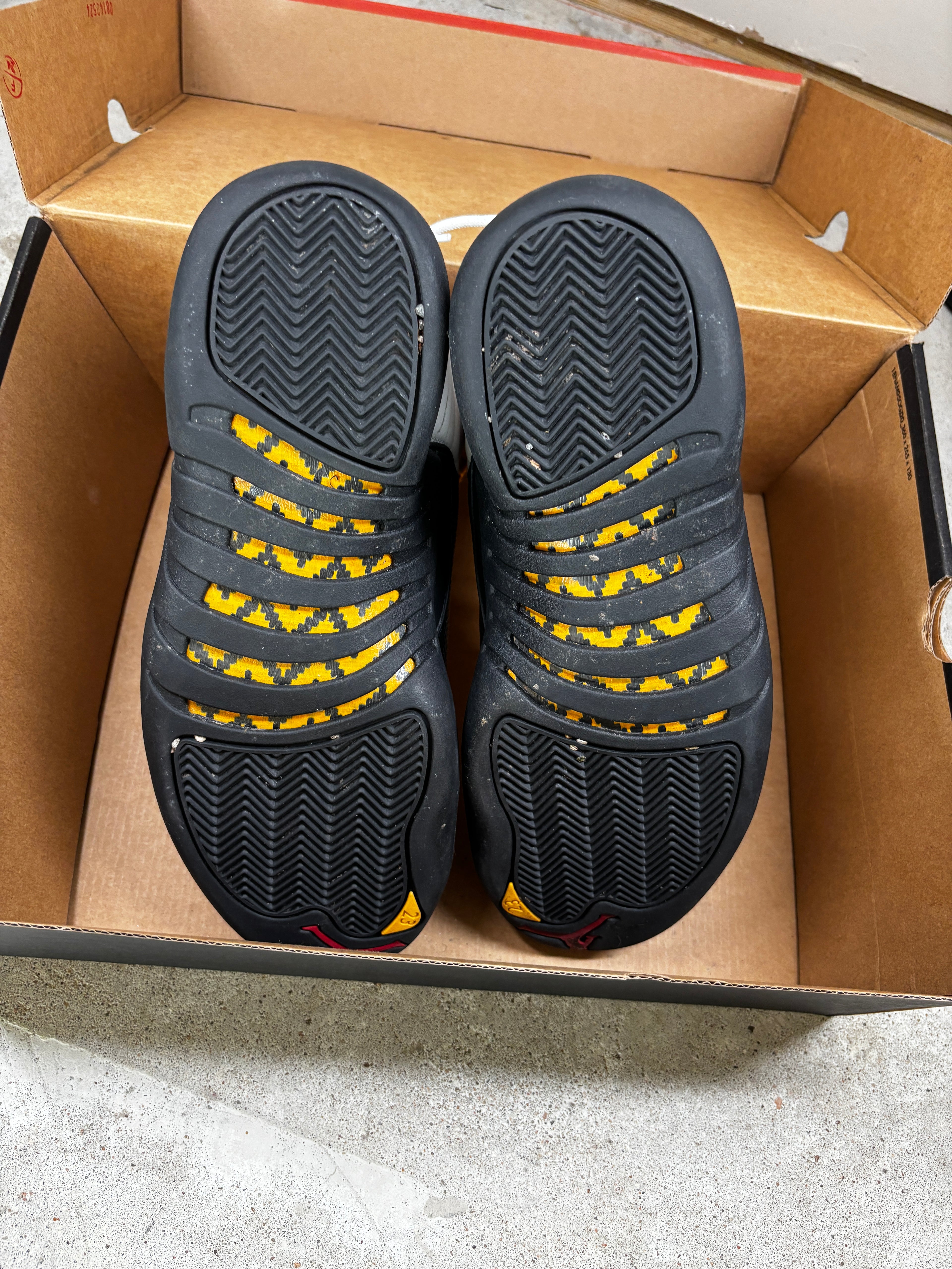 TAXI 12s SIZE 9.5