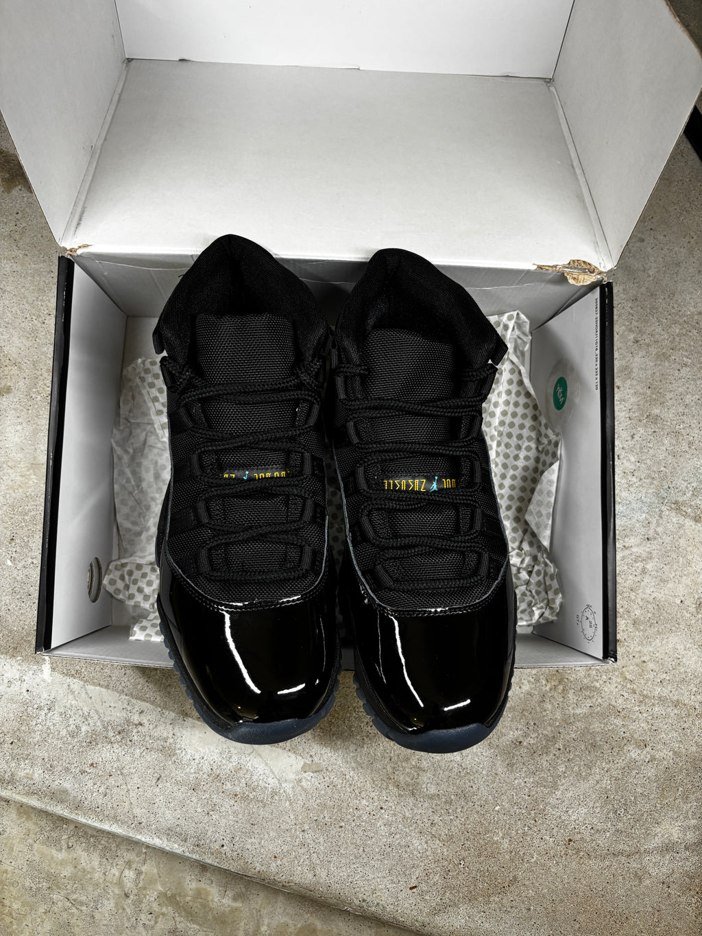 GAMMA BLUE 11s SIZE 8.5