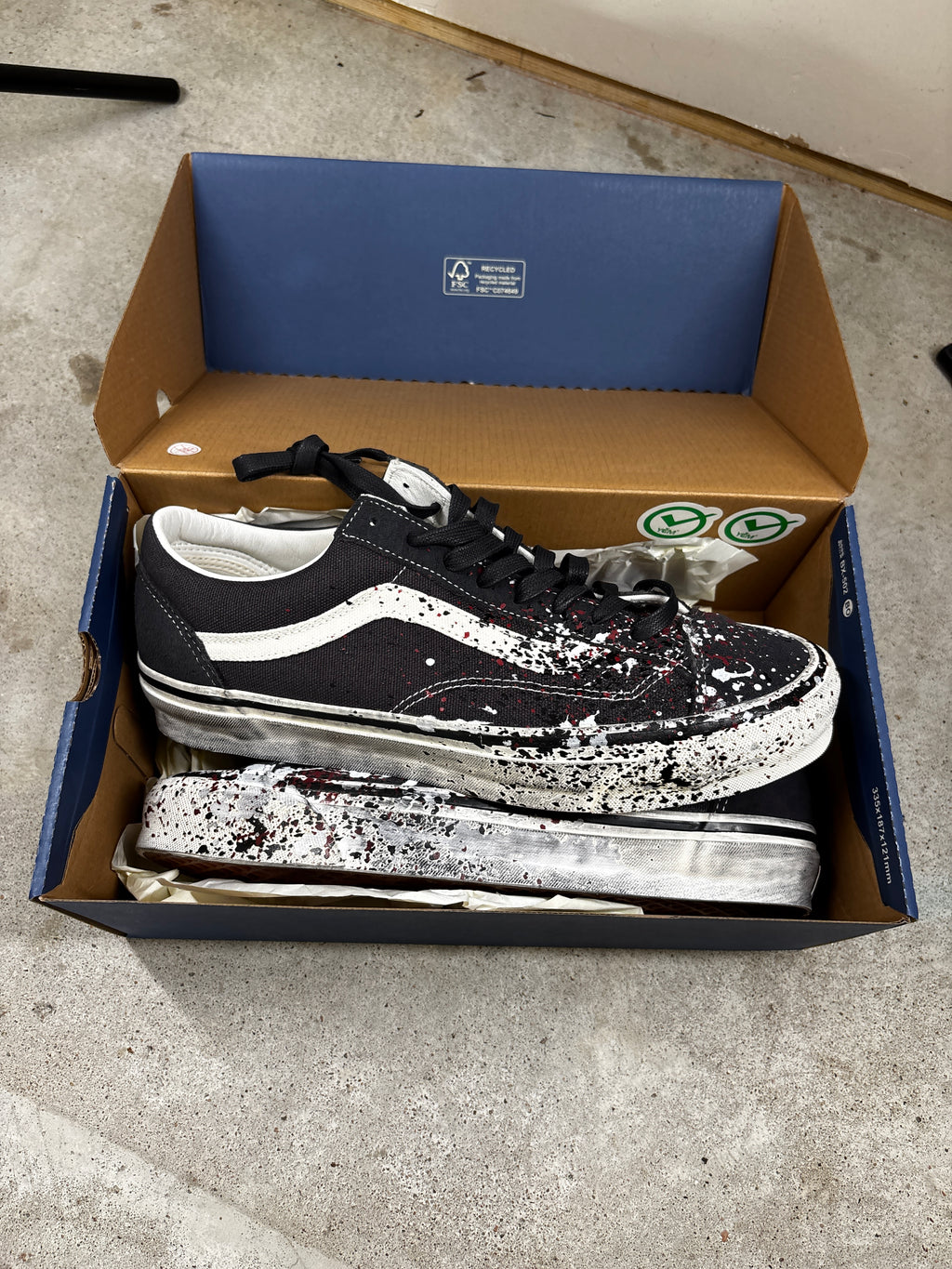VANS SPLATTER CHARCOAL SIZE 11.5
