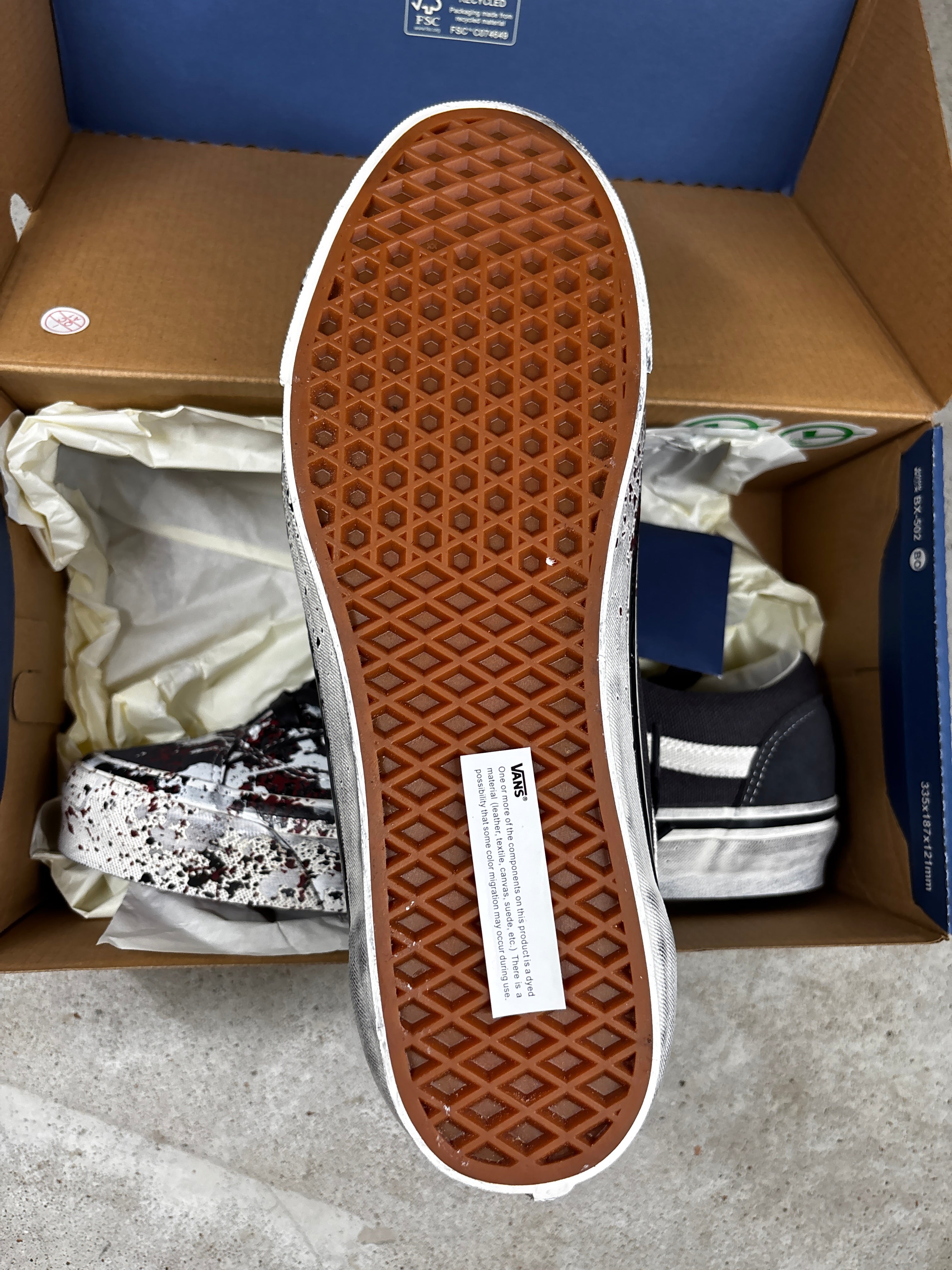 VANS SPLATTER CHARCOAL SIZE 11.5